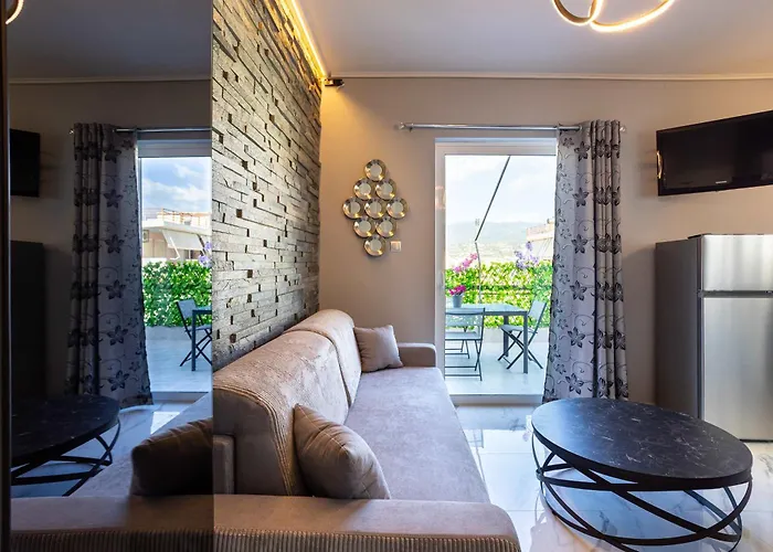 Coastal Nest Modern Seaside Escape Διαμέρισμα Καλαμάτα
