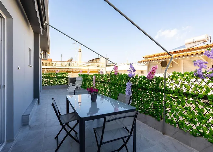 Apartment Coastal Nest Modern Seaside Escape